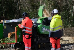 CT5 Tree Care Chipper ROW Tracked Photo 2