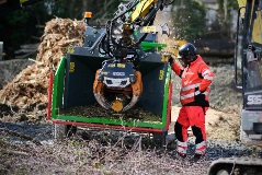 CT5 Tree Care Chipper ROW Wheeled Photo 2