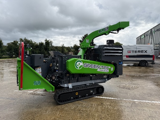 CT5 Tree Care Chipper US Tracked 5