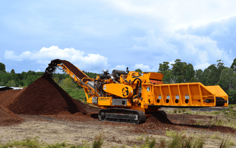 5800BT Horizontal Grinder Compost