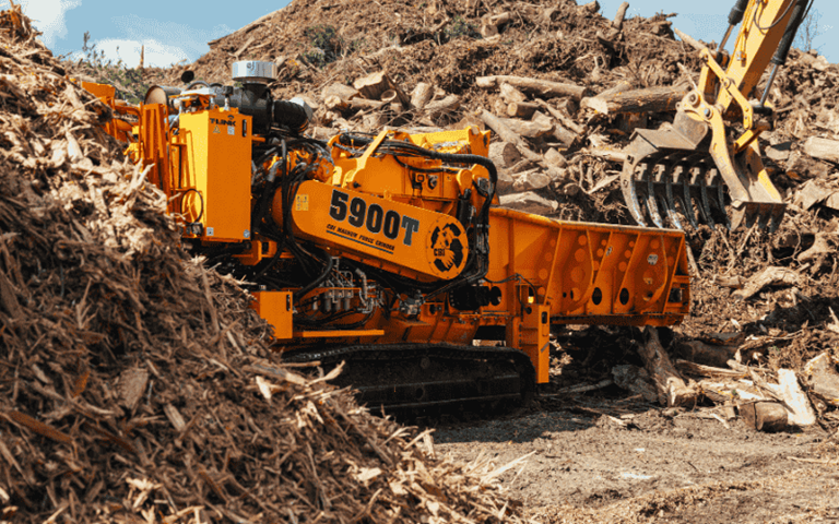 CBI 5900T Horizontal Grinder