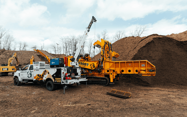 CBI 5900T Horizontal Grinder