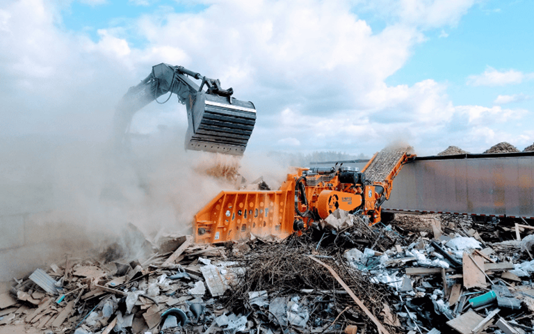 CBI Horizontal Grinder 6400 C&D waste