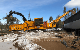 CBI 6800 horizontal grinder land clearing