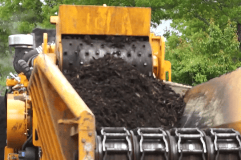 5800BT Horizontal Grinder- Mulch Production