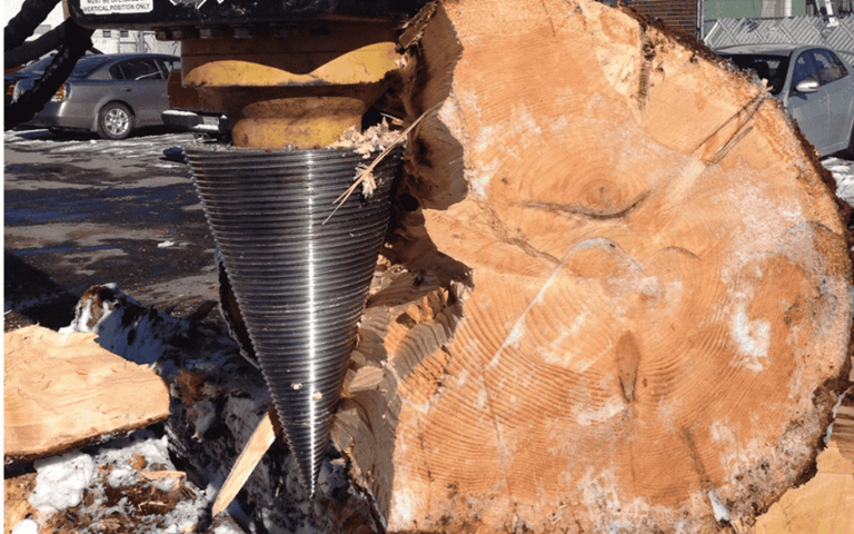 stump and log screw splitter excavator attachment