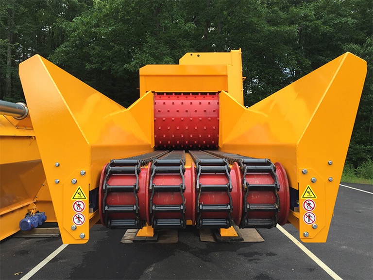 5400SE-SA Electric Grinder Infeed