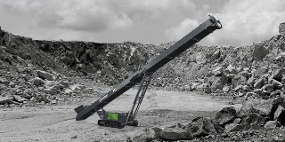 EvoQuip TC60 Tracked Conveyor