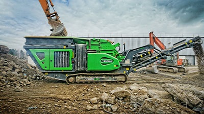 Cobra 290 Crushing Rock at New Campsie Facility