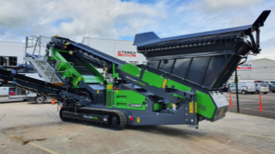 Falcon 820 compact finishing screen