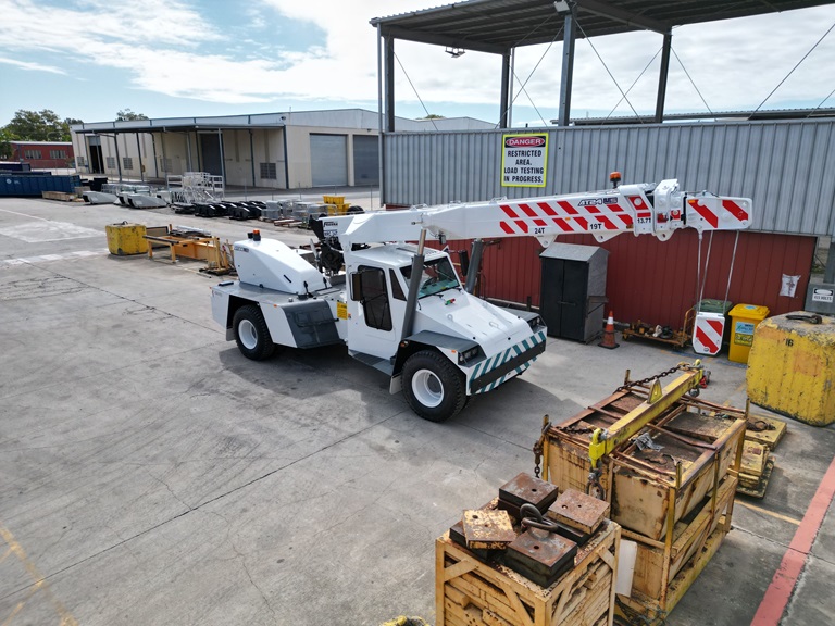 Crane Lifting in North America