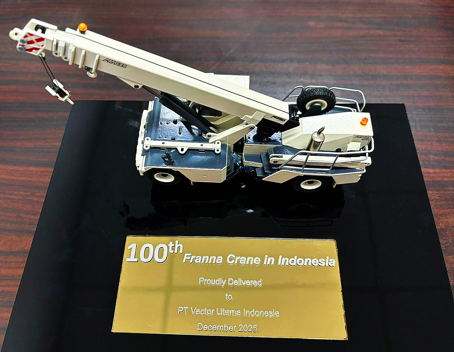 MAC25 Model A scale model of the MAC 25-4 to commemorate the delivery of the 100th crane