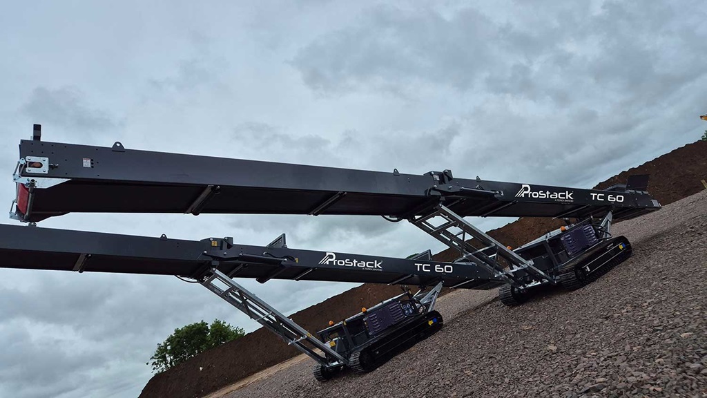 60ft Track Mounted Conveyor