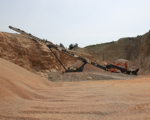 Finlay 50L Low Level Feeder