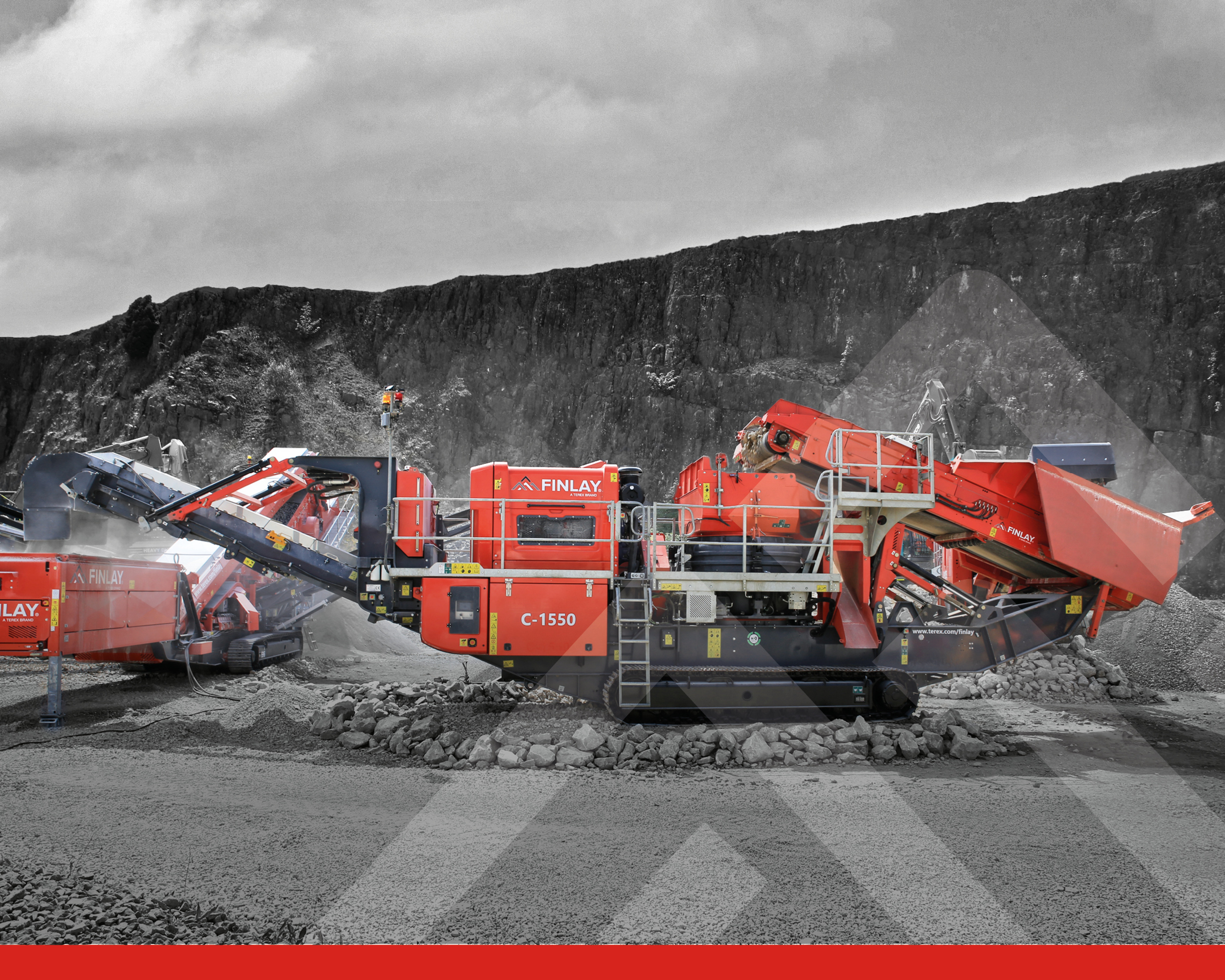 C1550+ Cone Crusher Crushing Rock