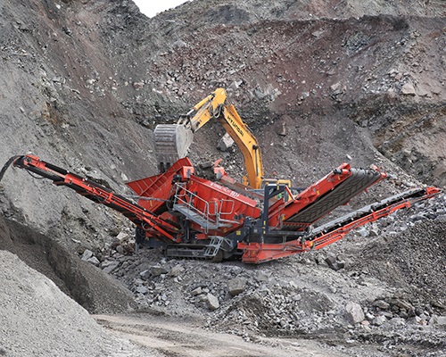 Terex Finlay 883+ scalping heavy duty screen (1)