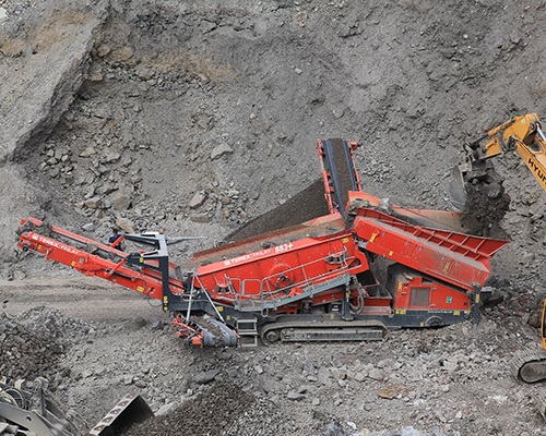 Terex Finlay 883+ scalping heavy duty screen (4)