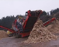 Terex Finlay 883+ Spaleck (Wood Chippings)