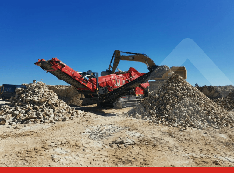 Finlay 883  Triple Shaft Scalping Screen