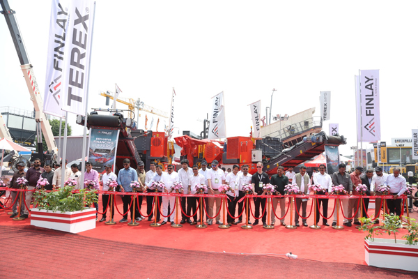 Finlay-Elektro-Launch-Bauma-Conexpo-India-2