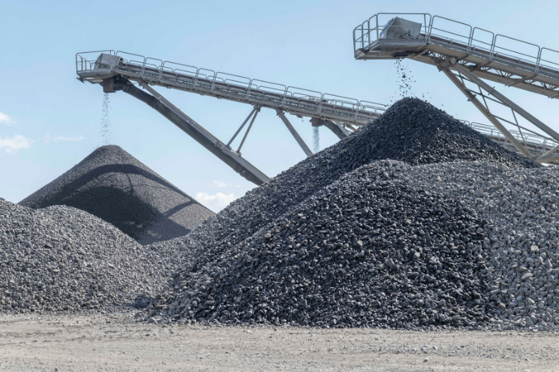 Premium Aggregates and Sand in Iceland 1