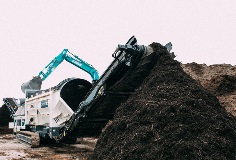 Ecotec-Phoenix-2100T-Tracked-Trommel-Compost-02