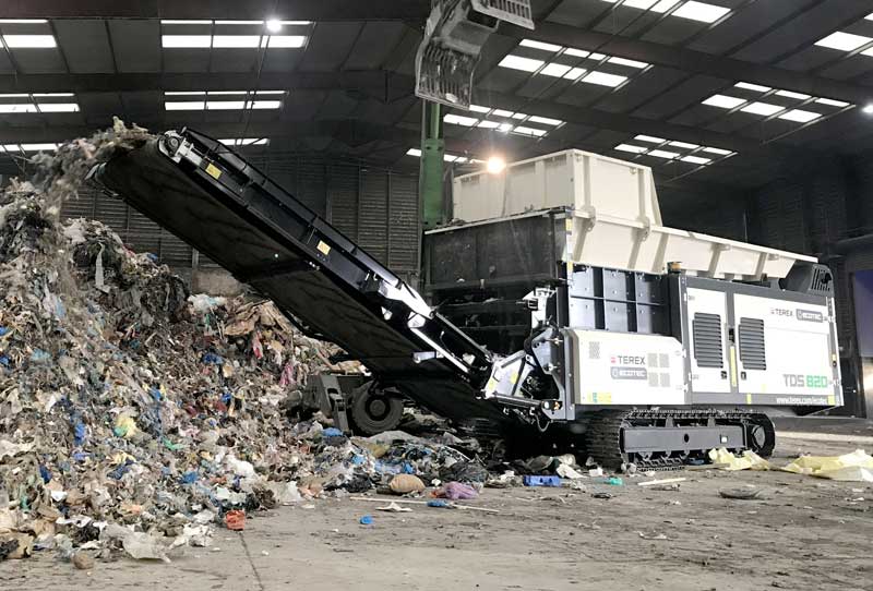 A working image of Ecotec's TDS 820 Slow Speed Shredder