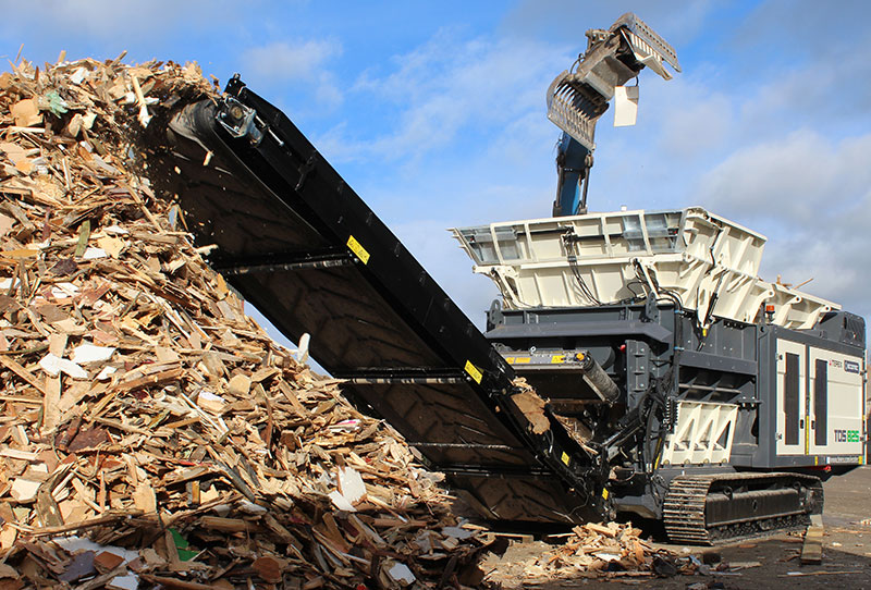 Ecotec's Pre Shredder the TDS 825 tackling wood waste
