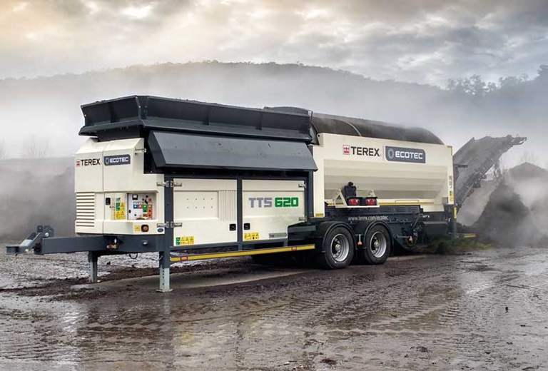 Ecotec's TTS 620 Mobile Trommel Working In Holland