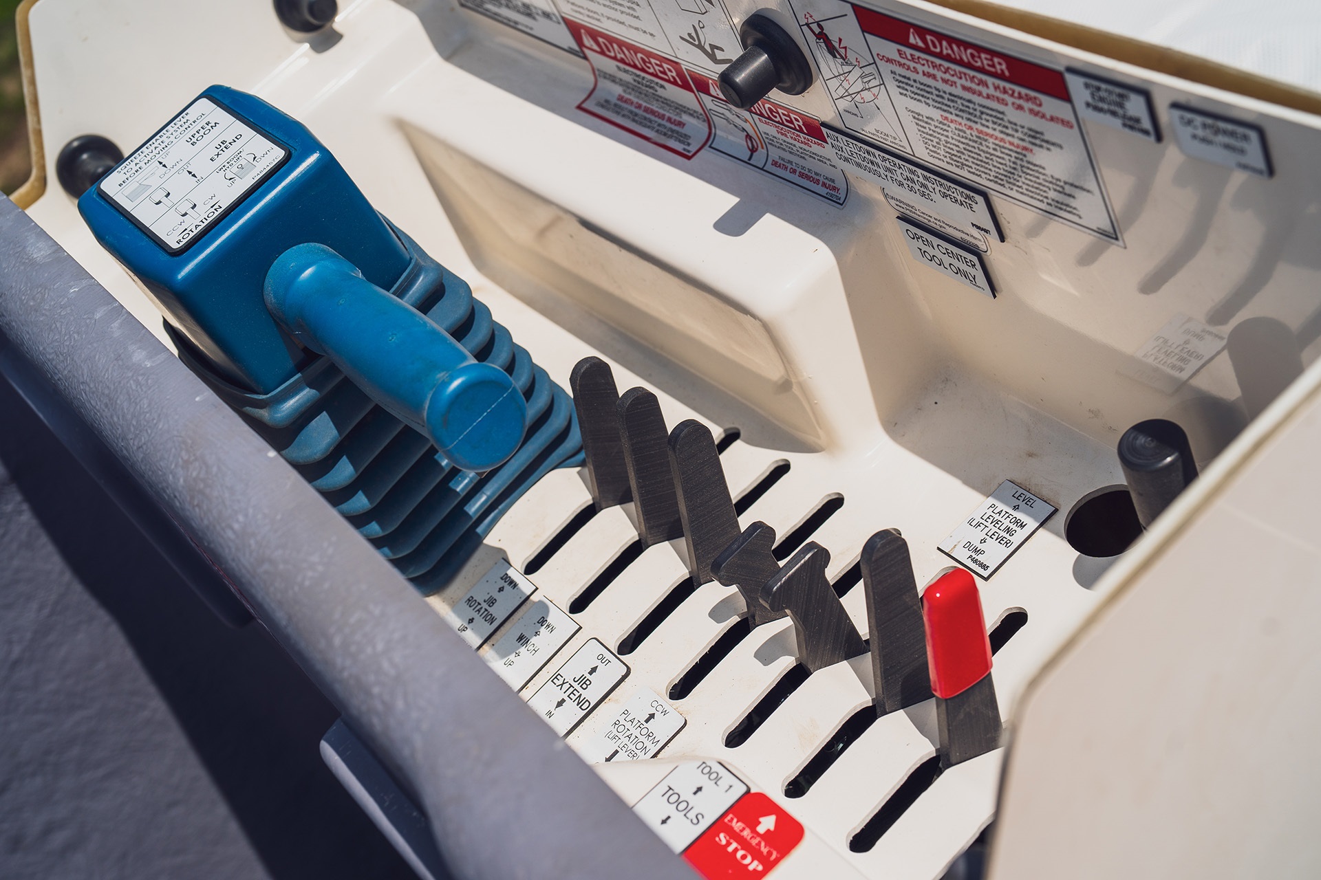 Terex single stick control for bucket trucks