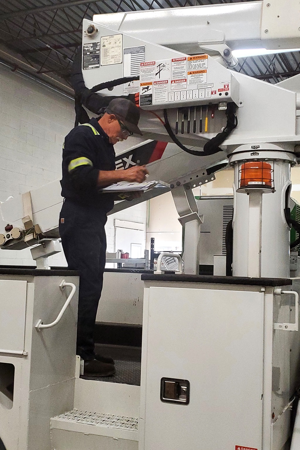 Bucket Truck boom Inspections | Terex Utilities Denver