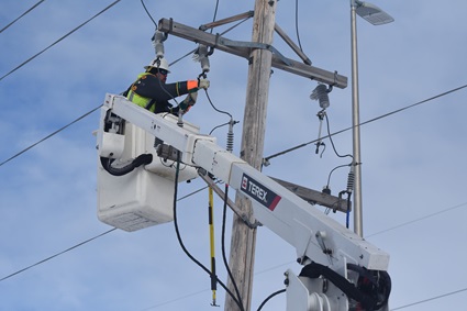 Lineman working in a Terex bucket truck