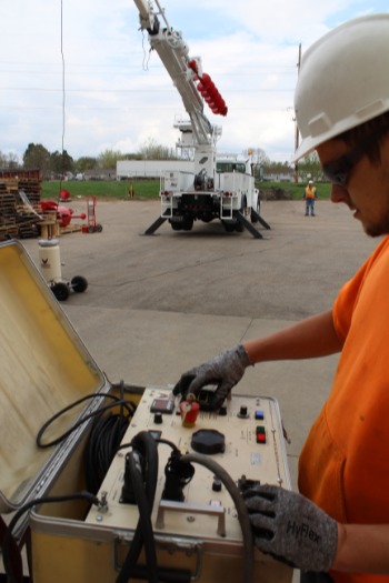 Troubleshooting Tips When Insulated Booms Fail Dielectric Testing