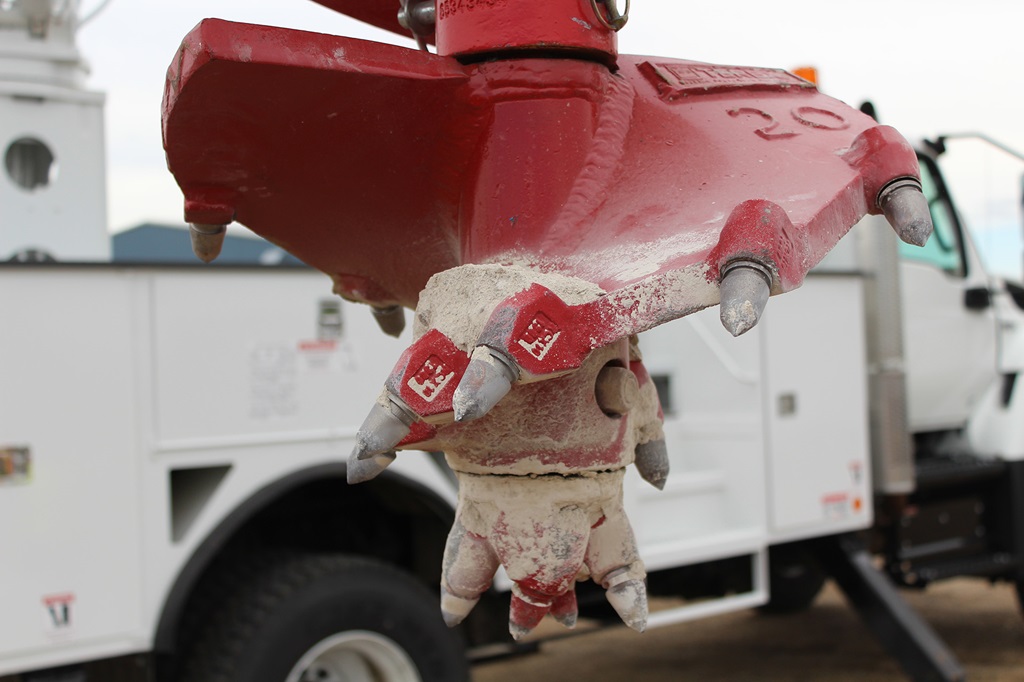 Terex auger teeth on digger derrick auger