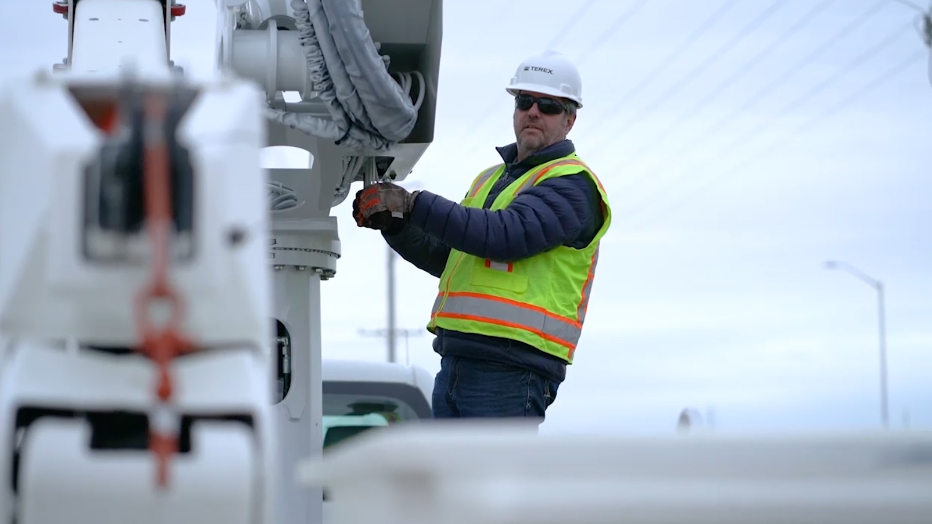 Unit ANSI Inspection of TL48