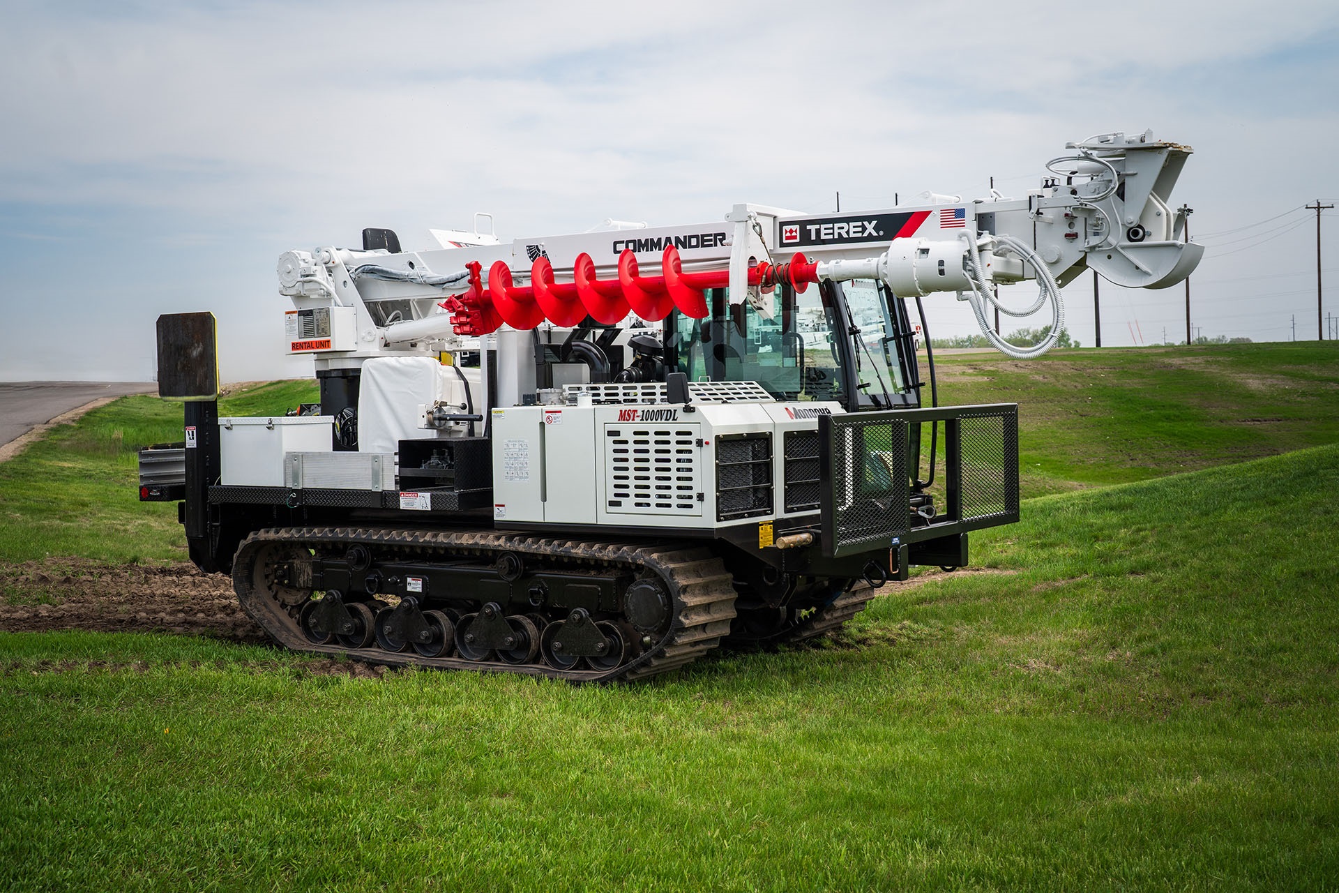 Terex Command C4047 track unit