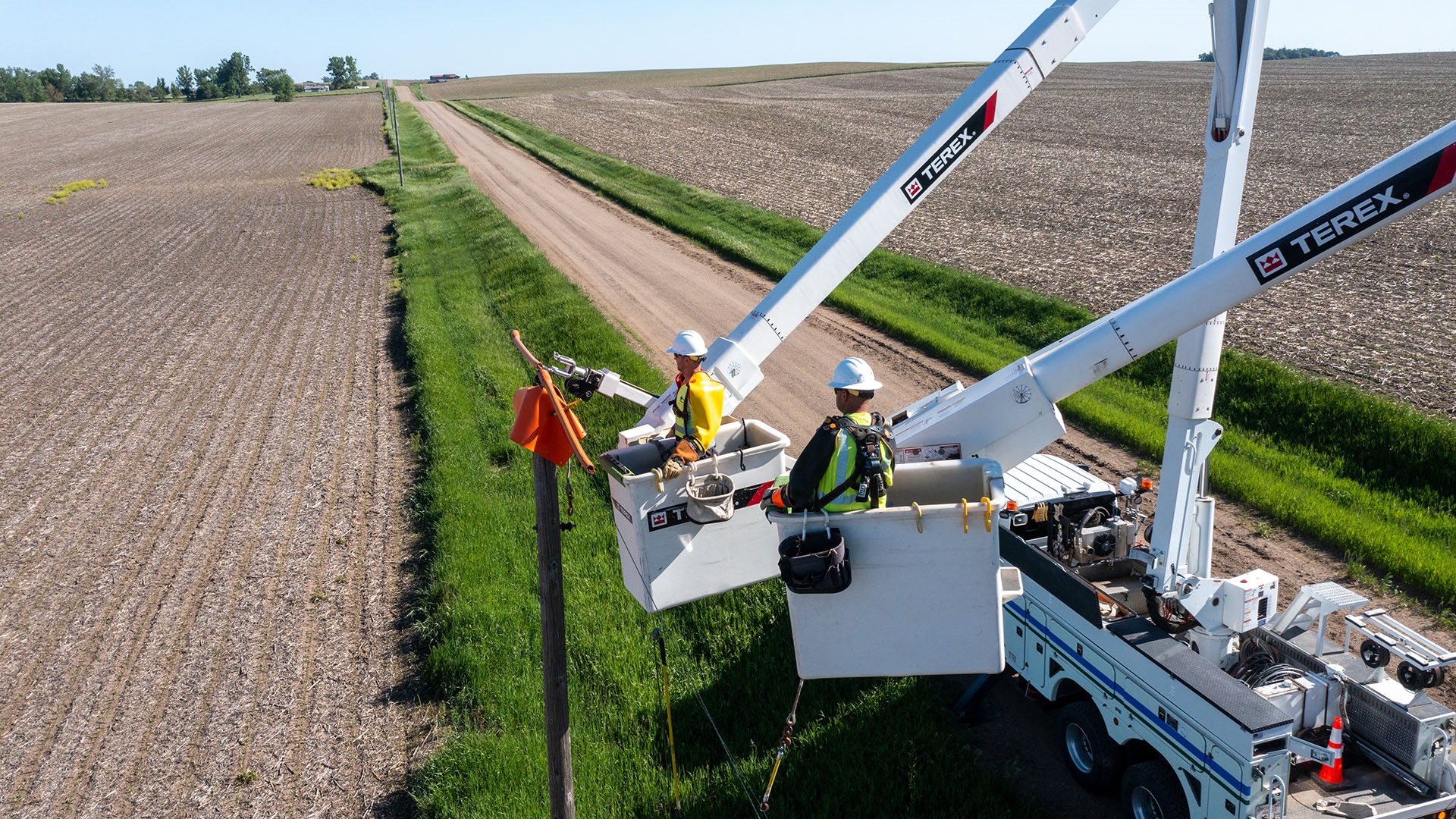 Terex Optima HRX55 Bucket Trucks