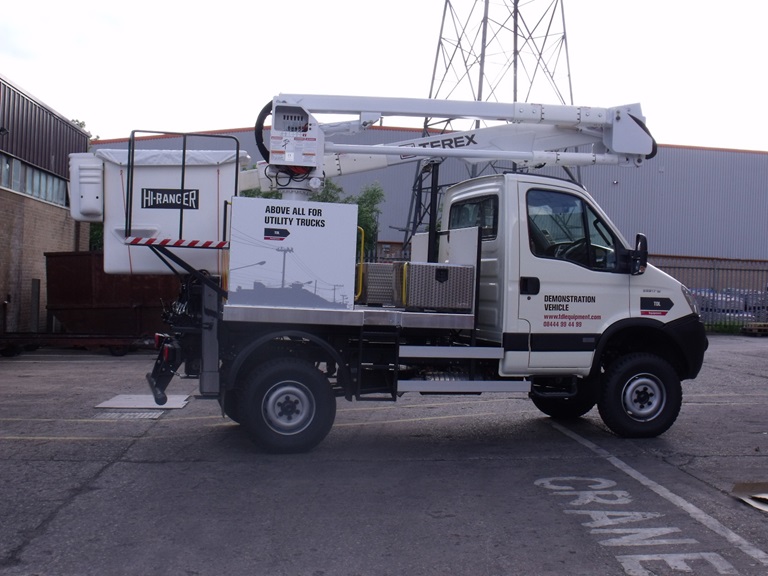 Terex L13i bucket truck