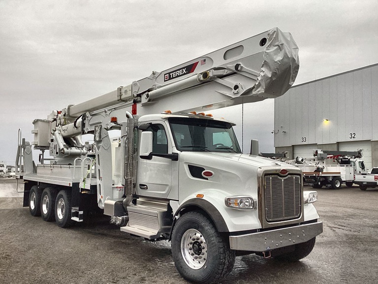 Terex TM124 transmission bucket truck