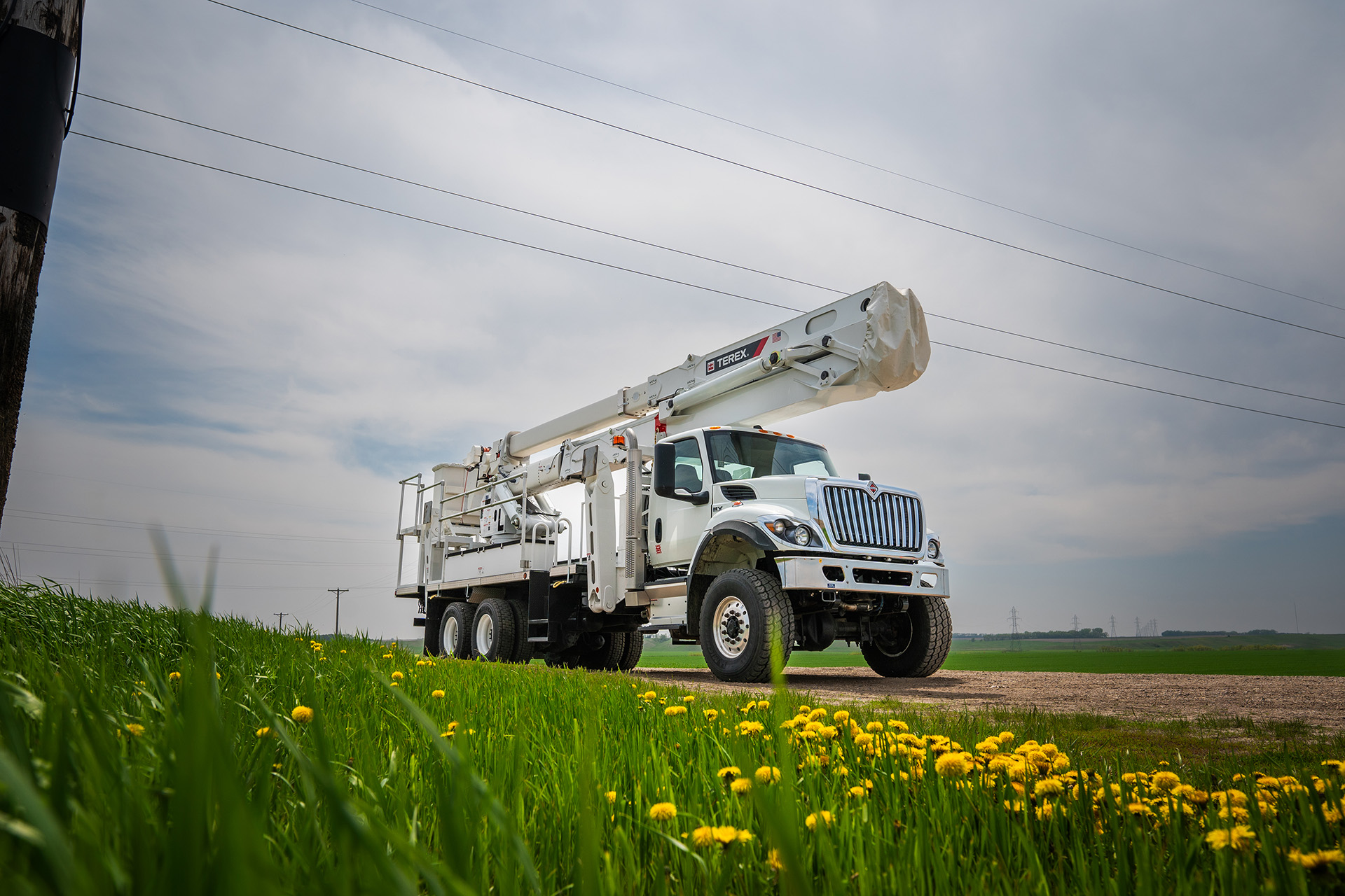 Terex TM100 transmission bucket truck
