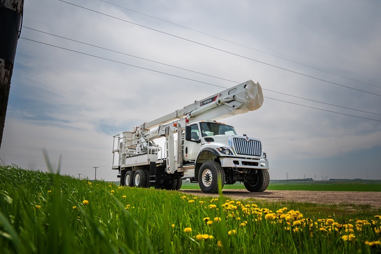 Terex TM100 transmission bucket truck