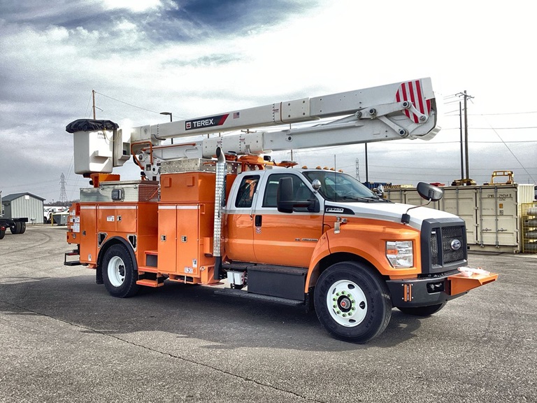 Terex Optima HR50 bucket truck parked in parking lot