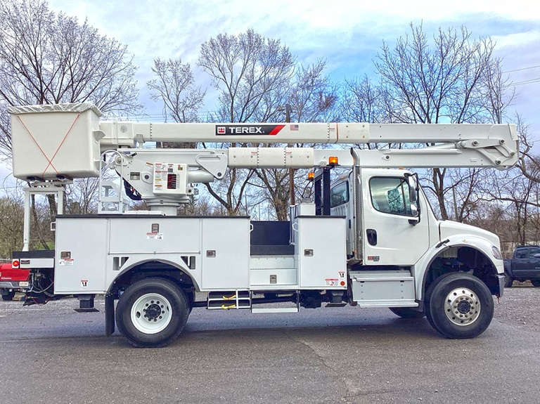 Terex Optima HR55 bucket truck side view
