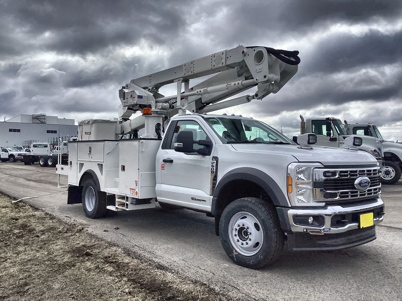 Terex TL48 Bucket Truck