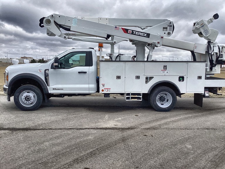 Terex aerial device mounted on light-duty chassis