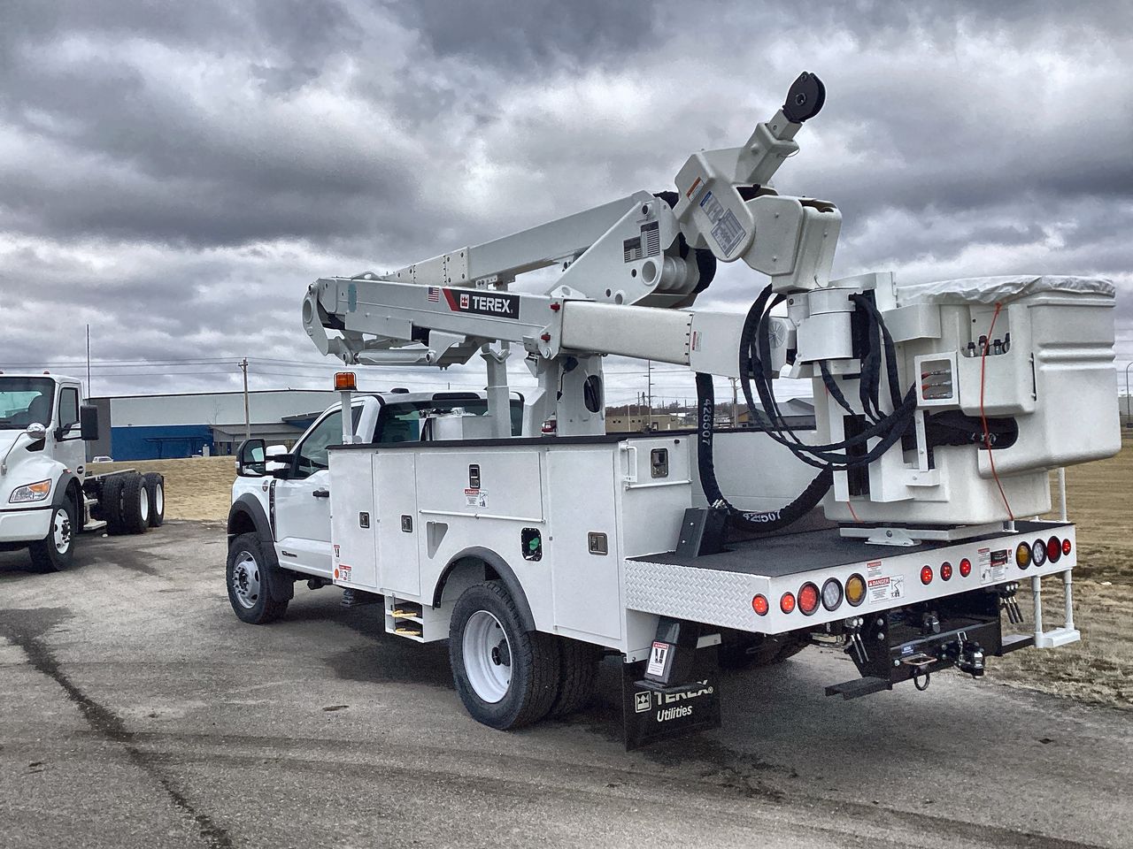 Terex Hi-Ranger TL48 Telescopic Bucket Truck | Terex Utilities
