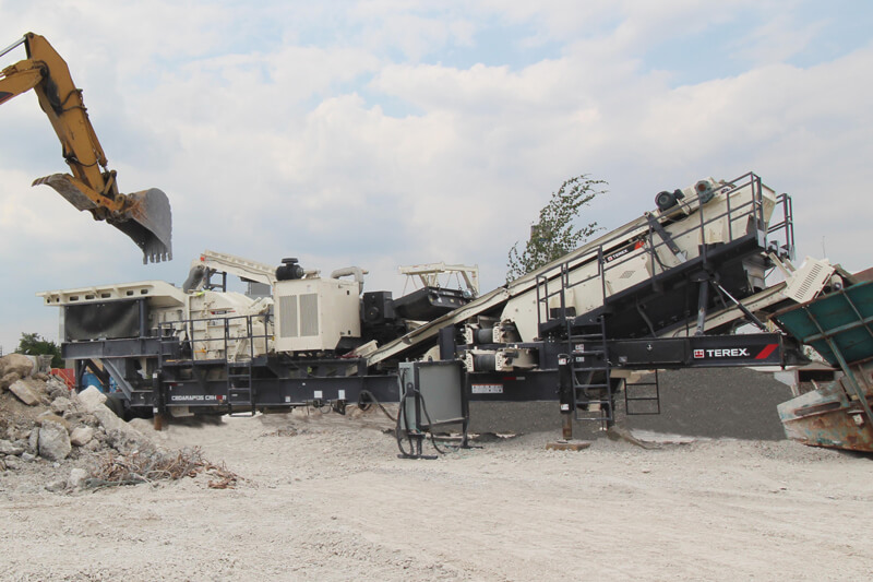 Cedarapids CRH1111R Portable HSI Screen Plant