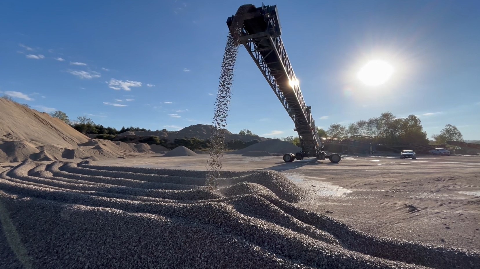 150ft Telescopic Stockpiling Aggregates