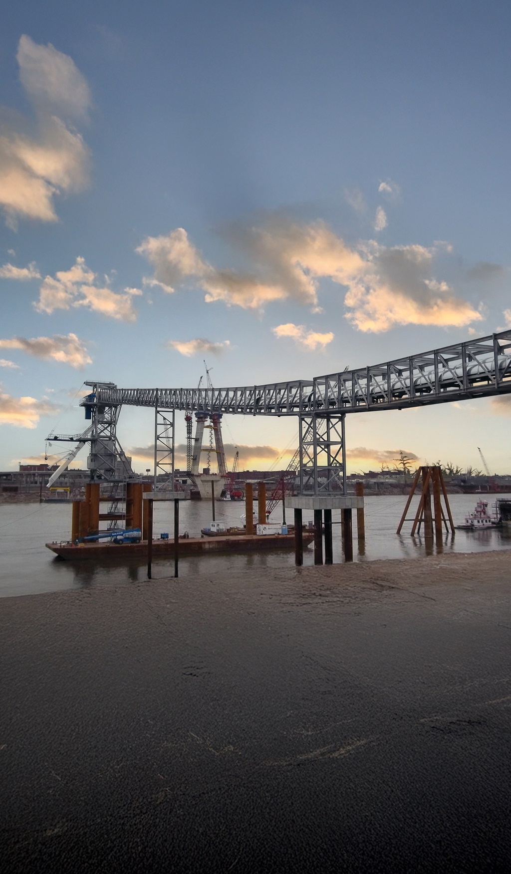 Conveyor Loading Barge