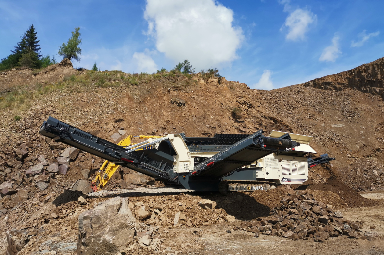 M413 Case Study - Processing Overburden